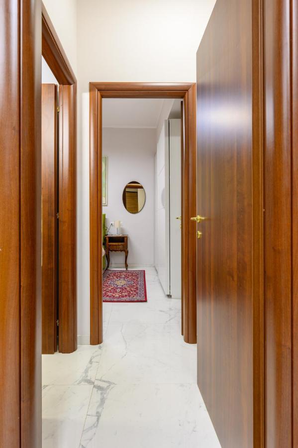 Luxury Apartment Re Di Roma Exterior photo